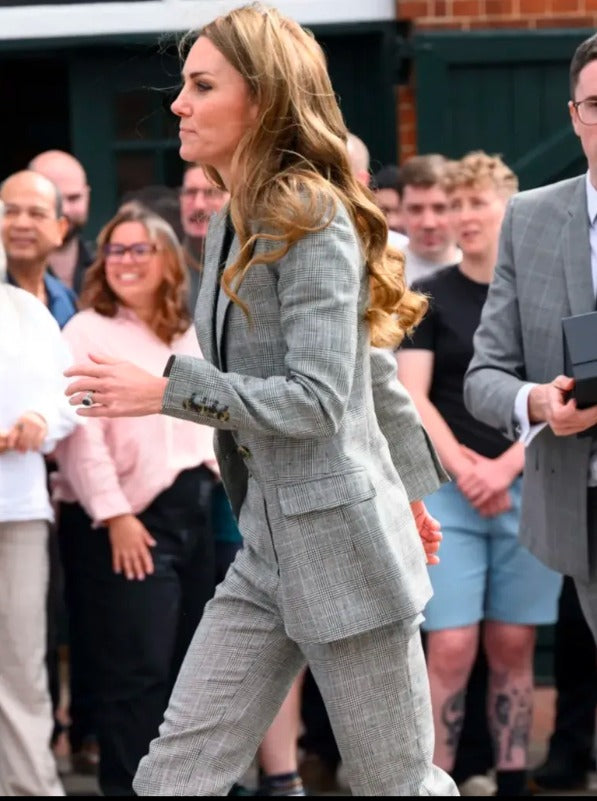 Custom classy Outfit